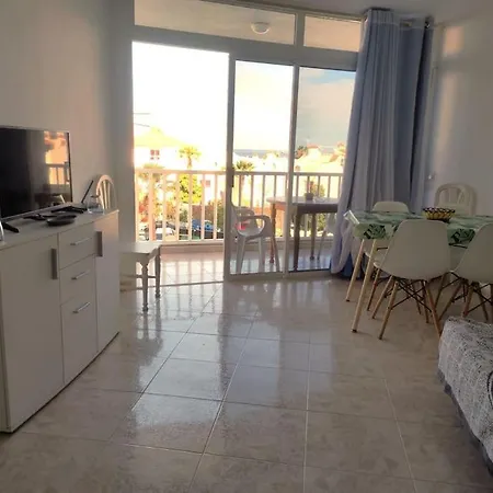 Apartment Near The Ocean